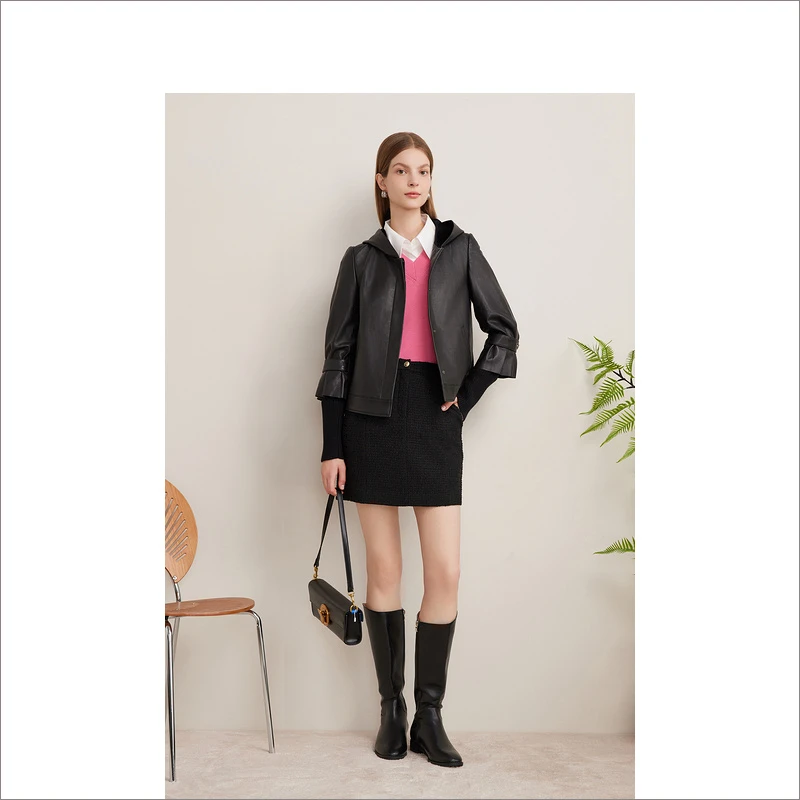 【飒爽小羊皮】Goodland美地春季新款连帽修身短款皮衣LC34309010