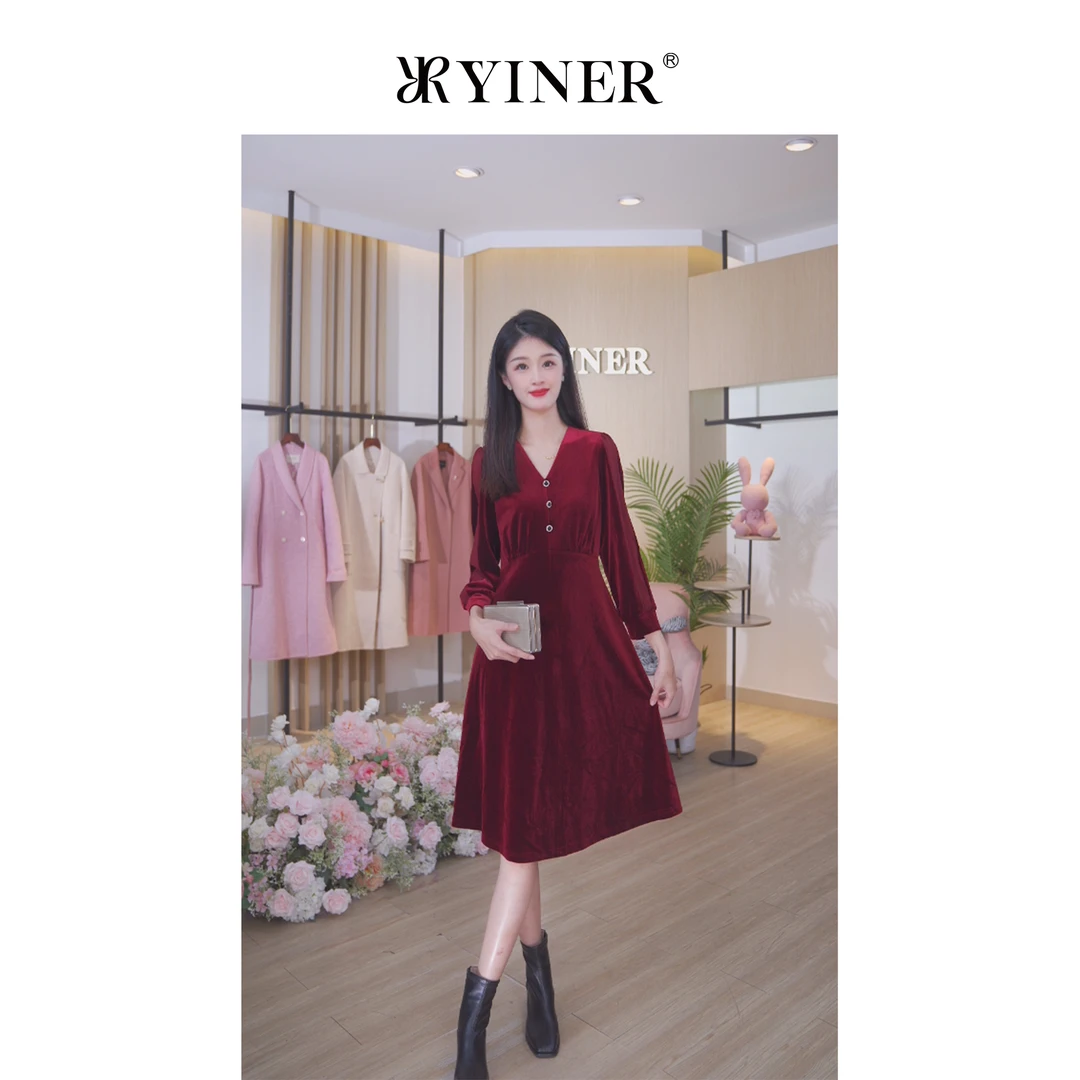 YINER音儿奥莱女装23年新气质复古丝绒贵气优雅连衣裙8C62305176
