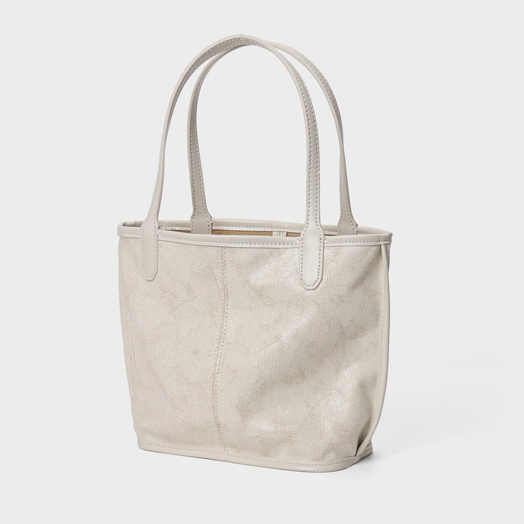 MINANA包包女2024秋冬新款女百搭女包真皮单肩大容量通勤水桶包