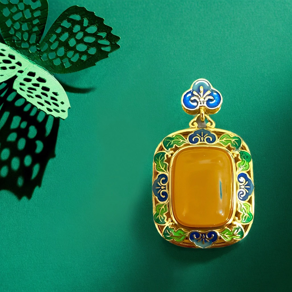 V2429蜜蜡吊坠孤品