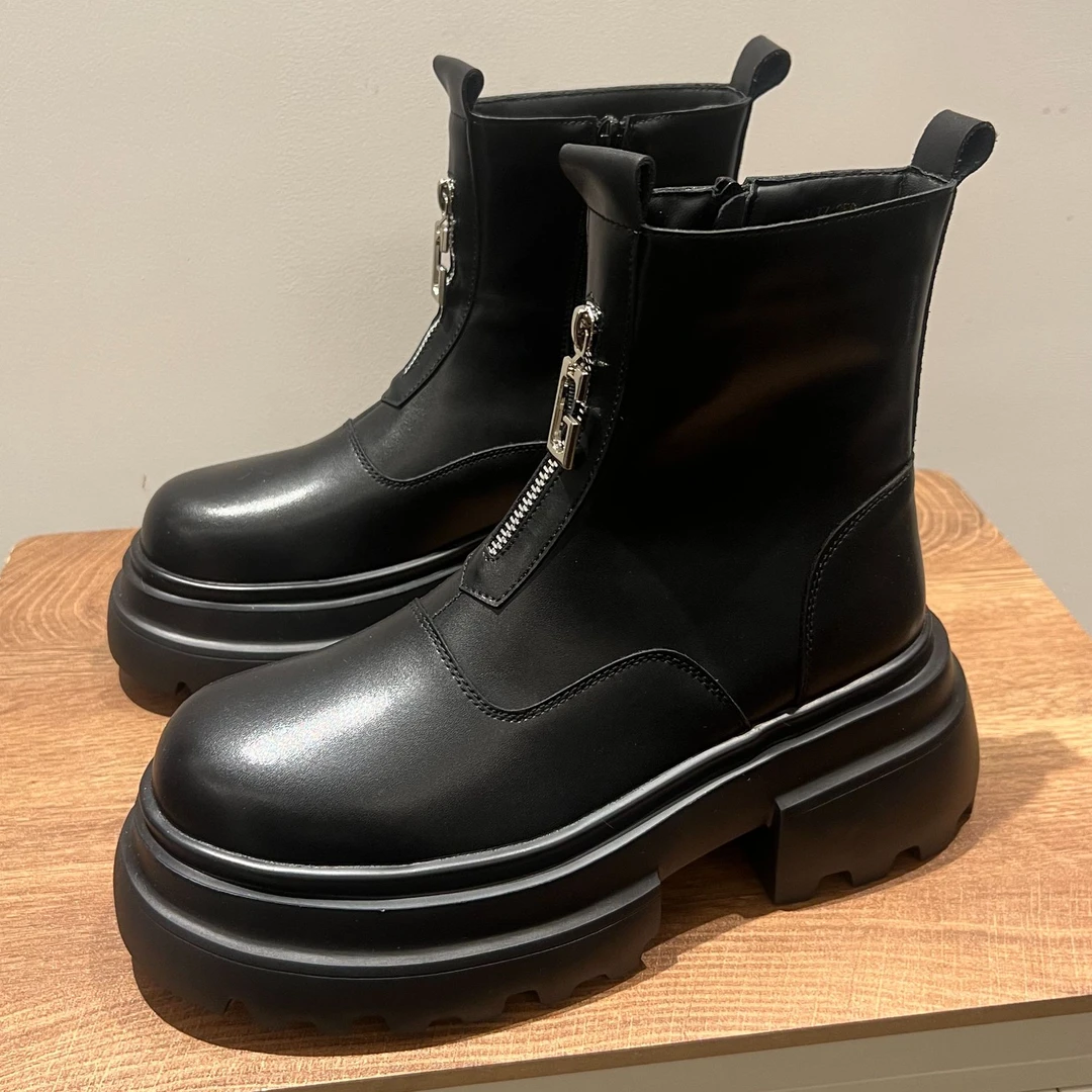 小个子内增高马丁靴2024新款秋冬厚底高跟复古风中筒靴黑色切尔靴