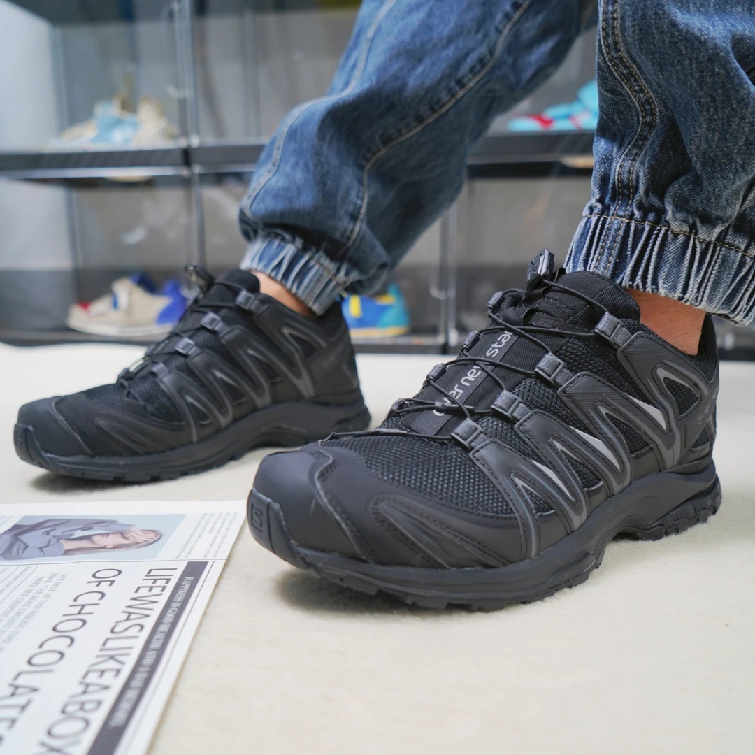 户外减震跑步鞋男女士经典四季休闲时尚舒适透气防滑轻便登山鞋