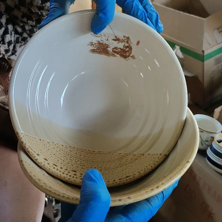 摆件陶瓷盘子碗啥都有