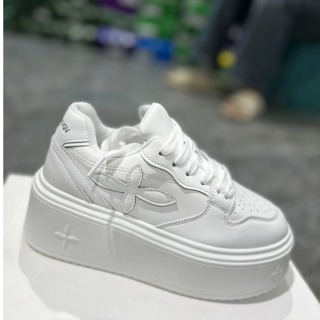 2024最新款网红爆款鞋子时尚潮流