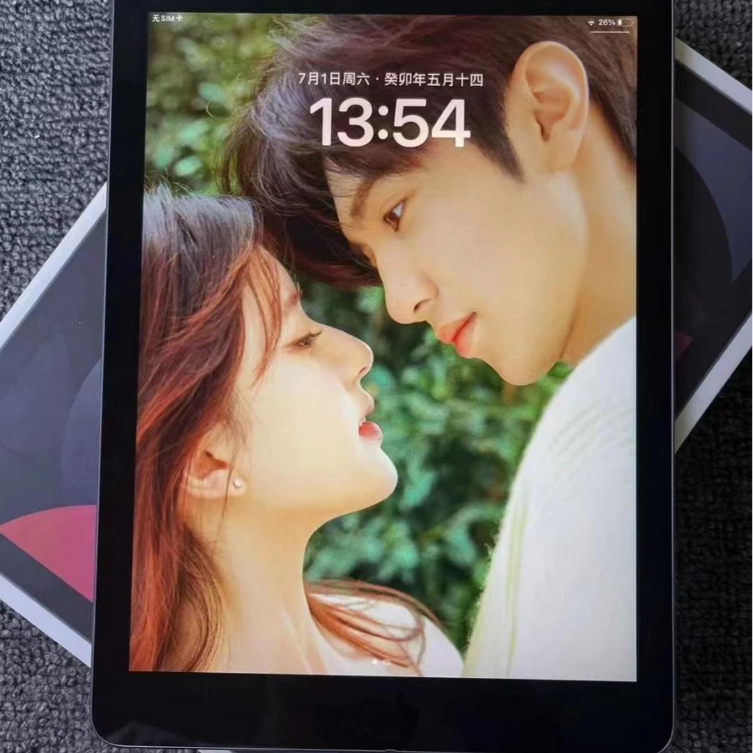 【无敌专属】居家日用创意设计9.7英寸pad颜色随机发货包邮