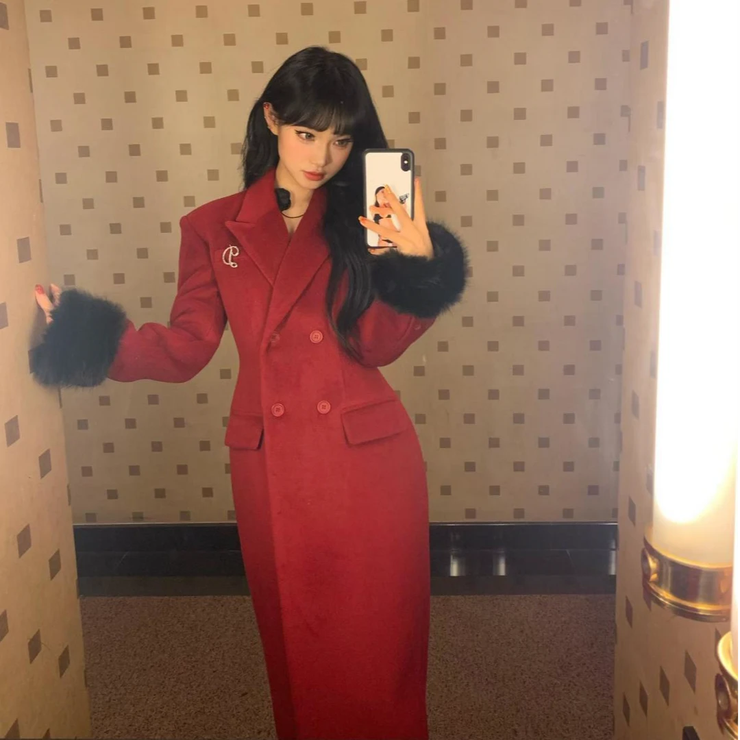 新年战袍高级感长款收腰呢子西装大衣冬季新款加厚保暖毛呢外套女