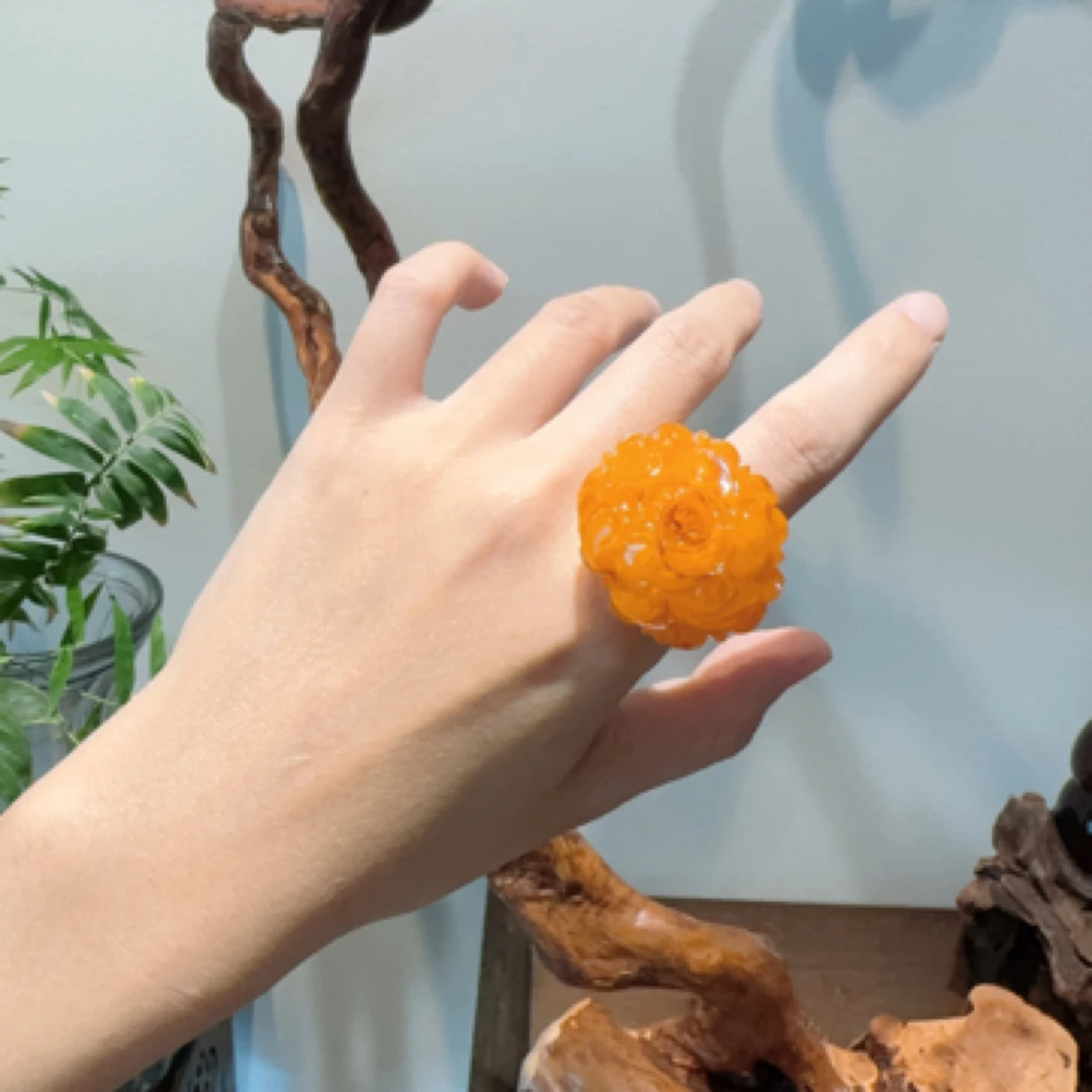 博缘珠宝 蜜蜡镶嵌S925戒指 活口百搭女士