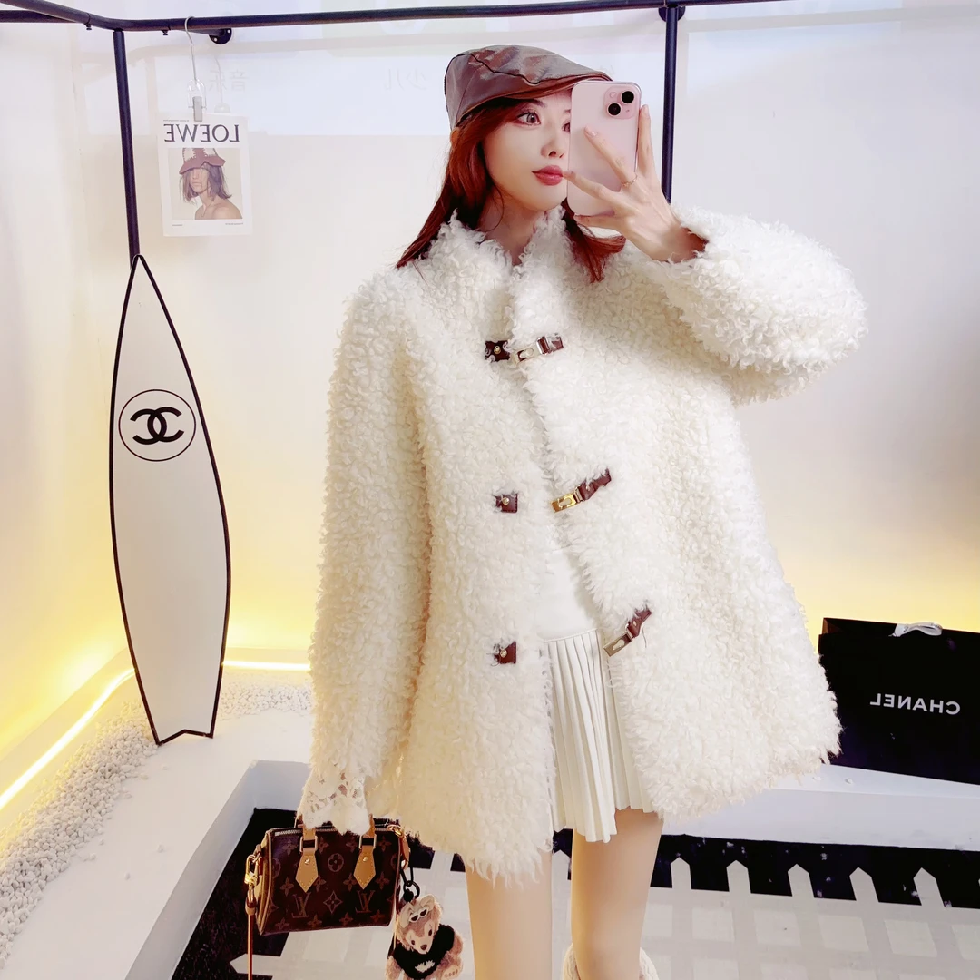 “一眼万年”2024年新款韩系外套女中长款100羊毛保暖气质百搭时尚