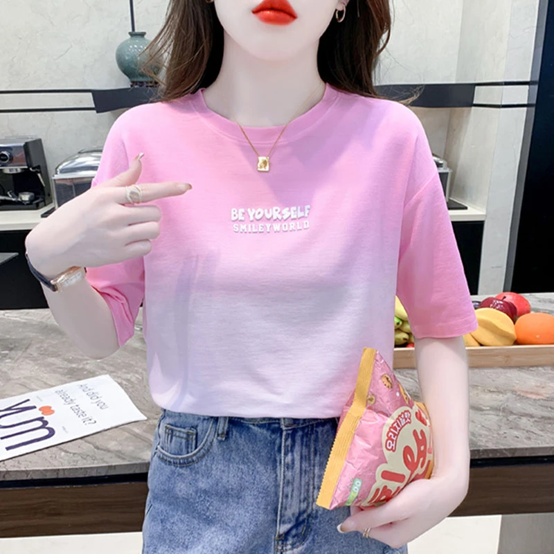 2024夏季新款渐变字母压花百搭上衣女时尚百搭宽松圆领短袖T恤女