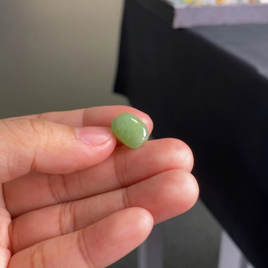 【闪购商品】翡翠珠子未镶嵌