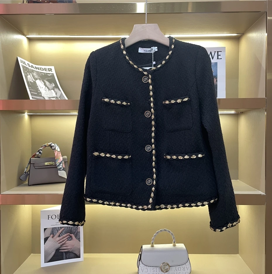 2025轻奢长袖设计师编织百搭秋冬法式小香风短外套女