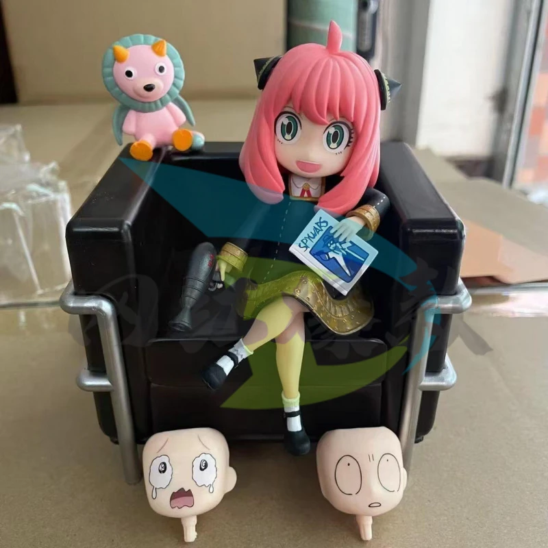 间谍过家家沙发可爱荷包蛋哭脸坐沙发阿尼亚可换脸手