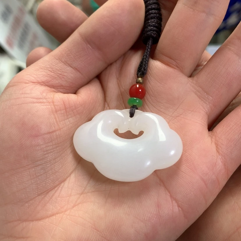 【闪购商品】石英质玉颈饰未镶嵌逝****友