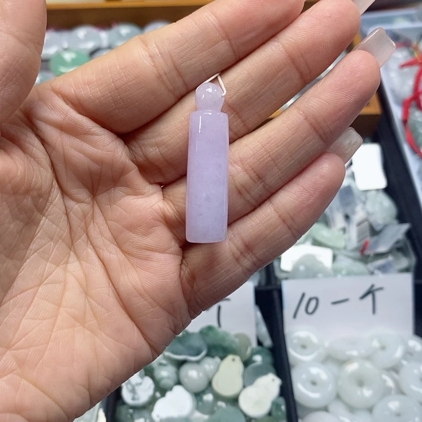 【闪购商品】翡翠颈饰未镶嵌小*涵