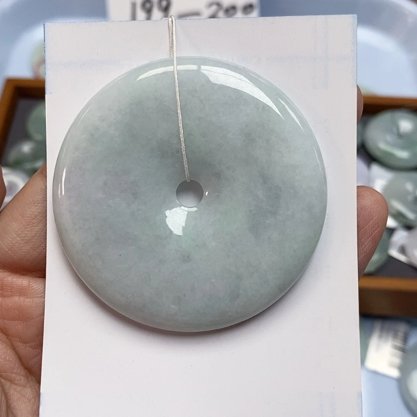 【闪购商品】翡翠颈饰未镶嵌金*利