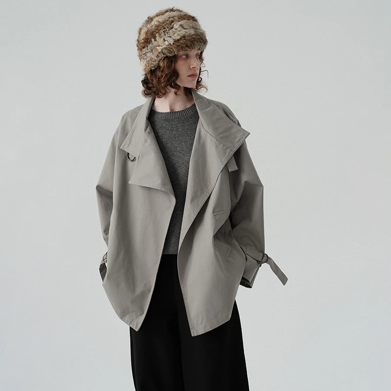 Veega Chic秋季V斜纹棉宽松气质翻领D字扣敞开式设计感短款风衣女