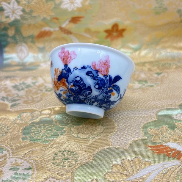 景德镇手工手绘陶瓷青花斗彩主人杯