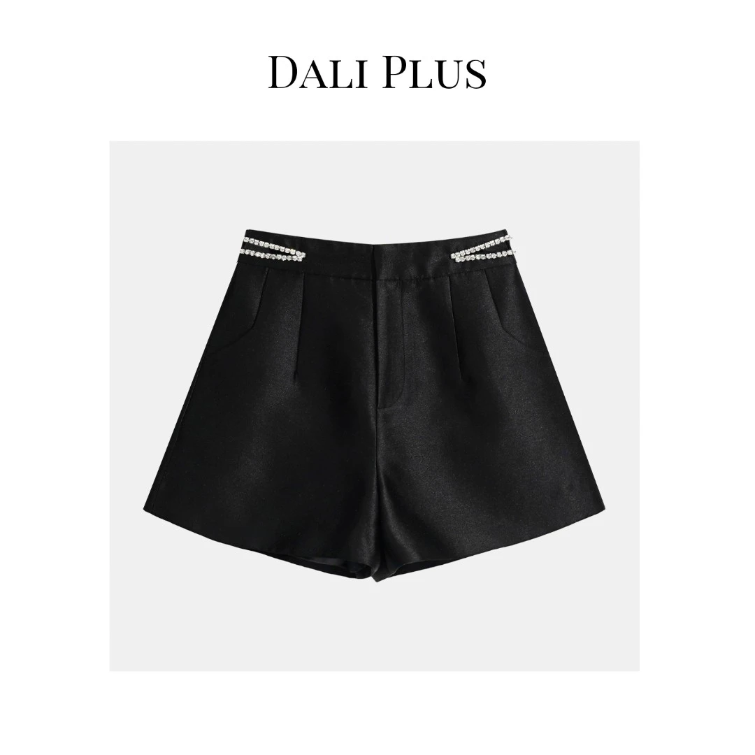 DALI PLUS高腰休闲时尚百搭气质修身显瘦黑色钻条女短裤-23361604
