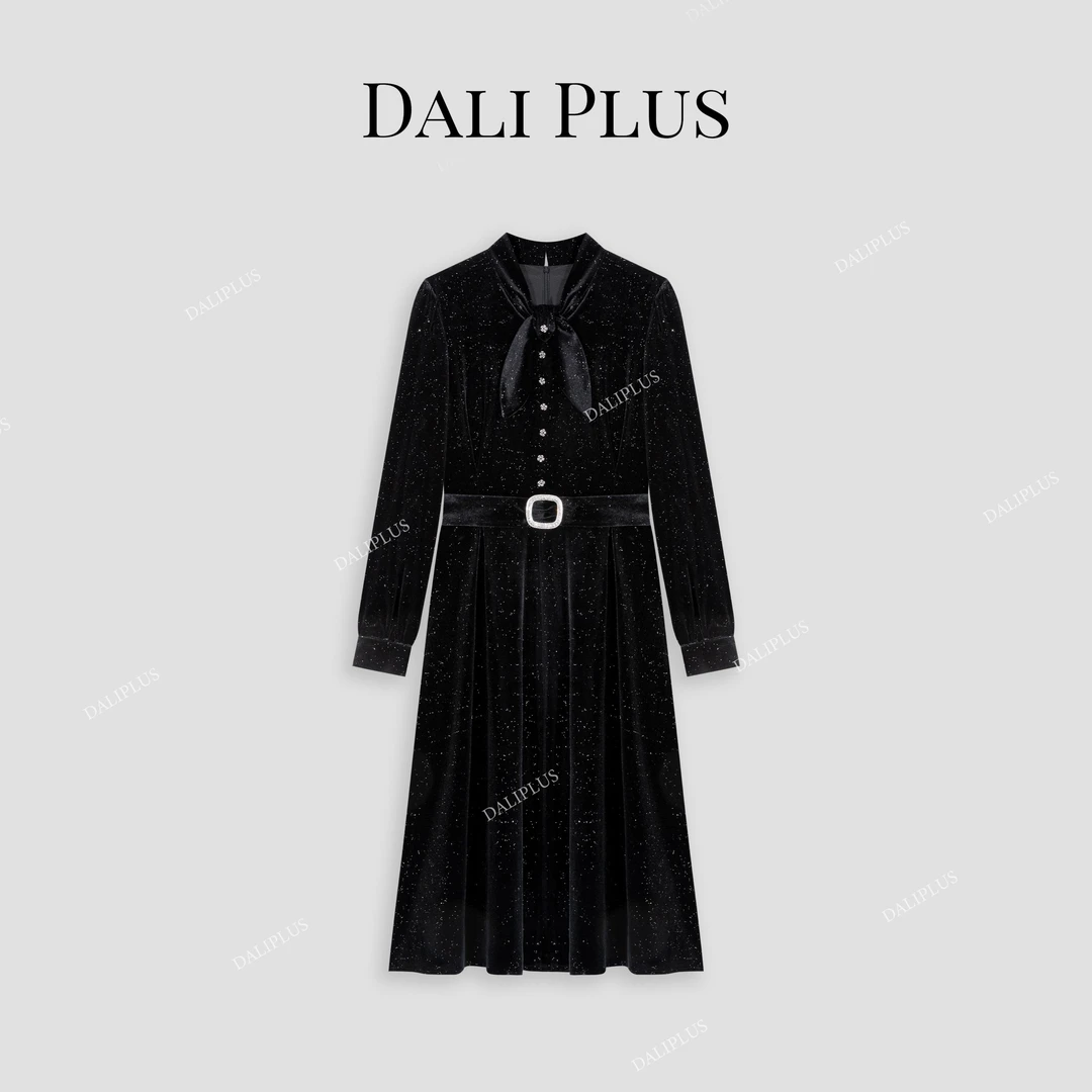 DALI PLUS优雅法式矜贵亮闪黑丝绒蝴蝶结领连衣裙-D4SS0302