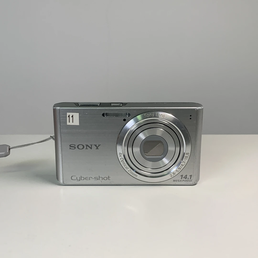 95新 Sony/索尼 w550日语版 1410w像素 5倍光学变焦 (no退no换）