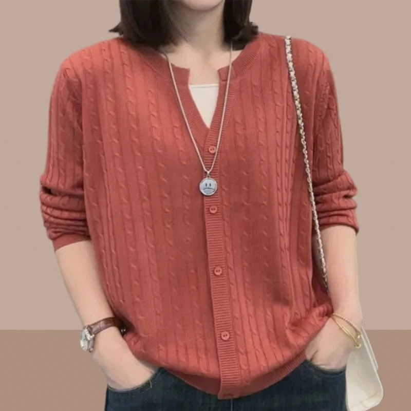 韩版针织衫女装2025新款爆款时髦气质上衣薄款假两件衣服胖mm显瘦