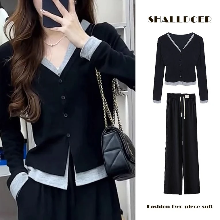 爆款假两件针织开衫2026新款显瘦打底上衣洋气长袖女装轻奢穿搭