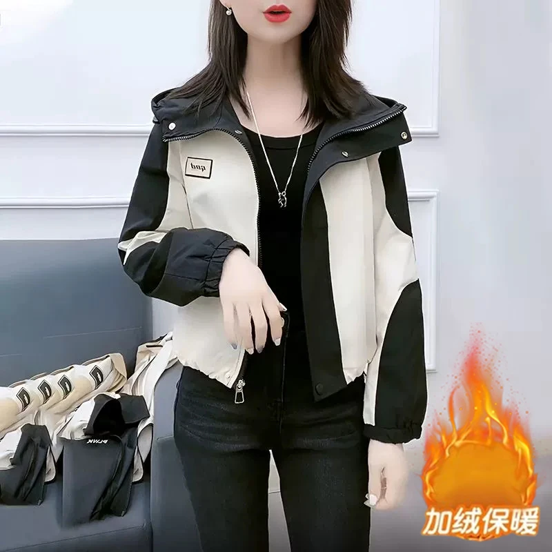 女士短外套加绒加厚爆款2025秋冬季新款冲锋衣洋气小个子工装夹克