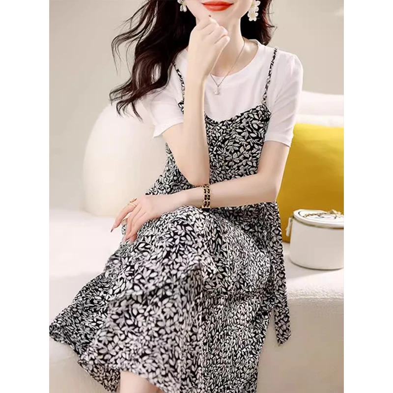 假两件碎花连衣裙女爆款2025夏季新款小众时尚漂亮裙子轻奢女装潮