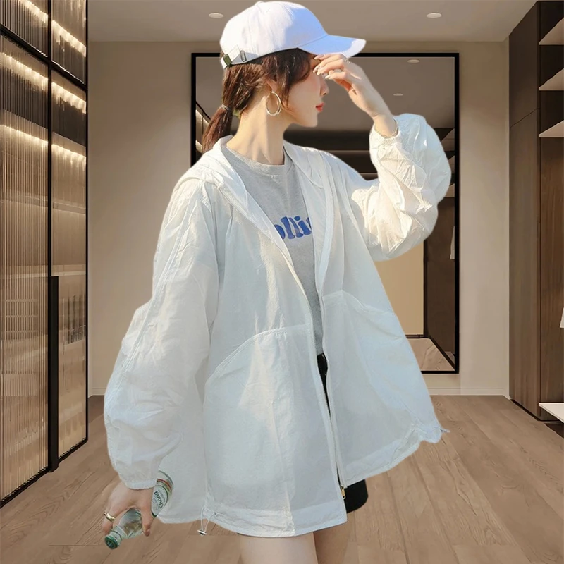 胖mm大码连帽防晒衣夏季新款2025爆款洋气上档次宽松时髦短外套潮