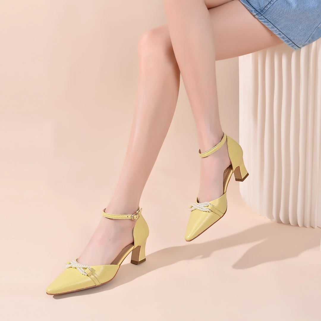 正常尺码 时装女凉鞋   W3101510- 黄色