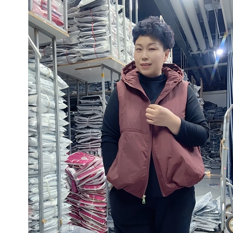 时尚百搭简约连帽马甲女秋冬大码胖MM拉链夹棉马夹上衣女