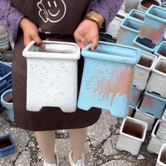 红陶20CM以下口16高19瑕疵