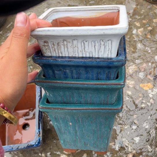 红陶20CM以下口14高13瑕疵