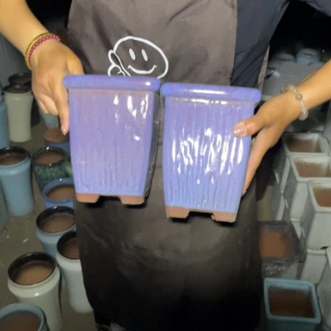 红陶20CM以下口14高19瑕疵
