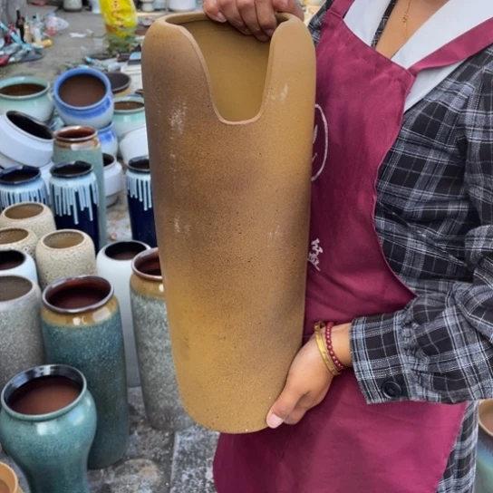 红陶20CM以下口12高44