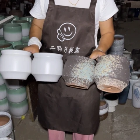 红陶20CM以下口15高15瑕疵