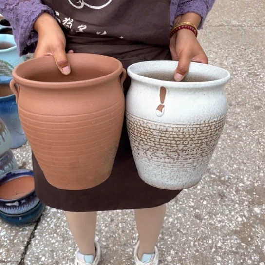 红陶20CM以下口18高21瑕疵