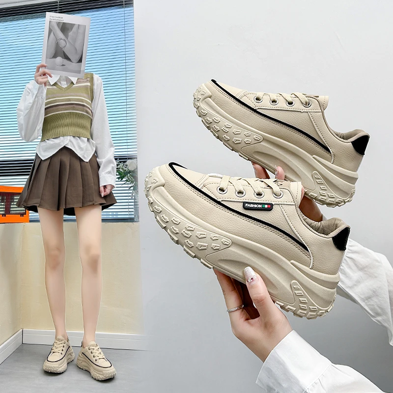 百搭软底厚底鞋女久穿不累显脚小的女鞋秋季网红小个子增高休闲鞋