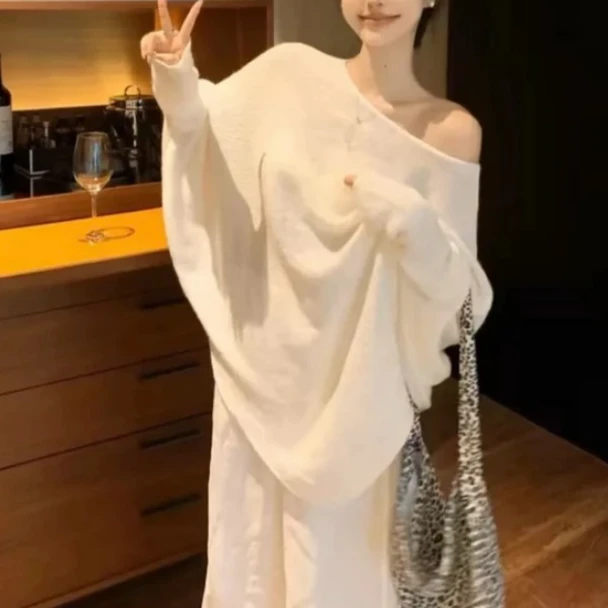 慵懒风V领针织衫毛衣外套不规则设计感蝙蝠袖女上衣【运补6-8元】