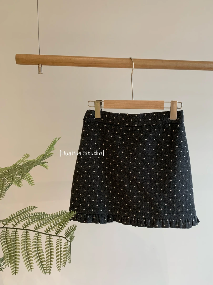 【花花】波点木耳边~半身裙半松紧高腰波点呢料木耳边A字短裙