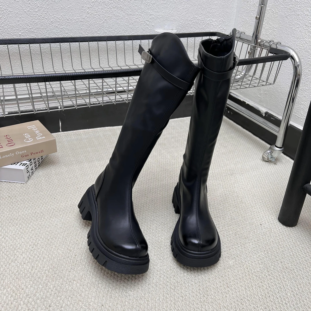 斜口长筒靴女美拉德皮带扣增高6cm骑士靴异型跟瘦瘦靴女防滑耐磨