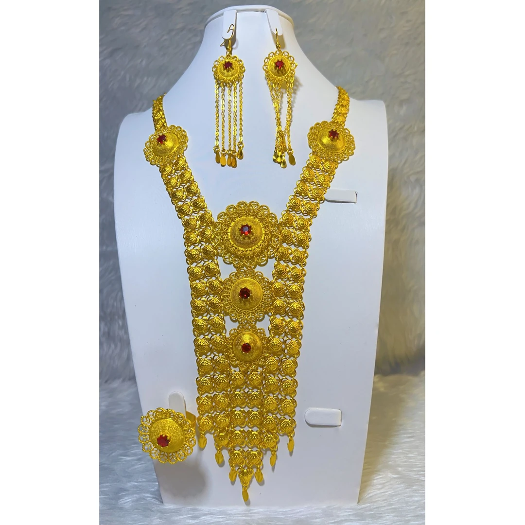 铜合金玻璃项链 铜合金项链nipal款项链女人首饰时尚百搭黄色项链