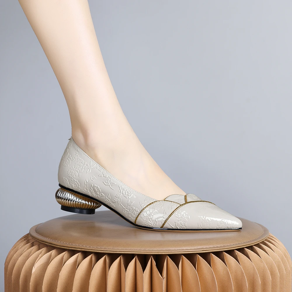 2024年新款法式温柔高级感灰色单鞋女绝美配裙子女鞋百搭低跟0105