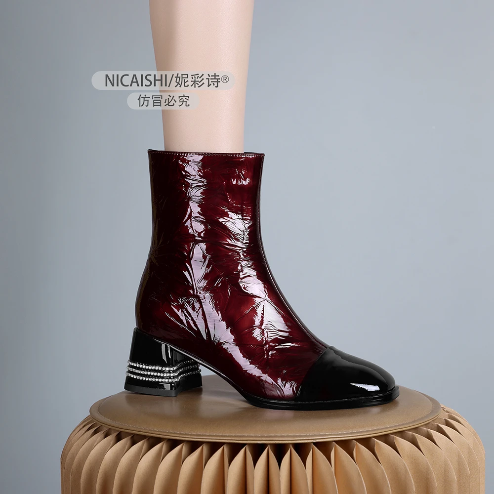 2024年新款法式小众设计时尚马丁靴加绒舒适百搭拼接粗跟短靴0961