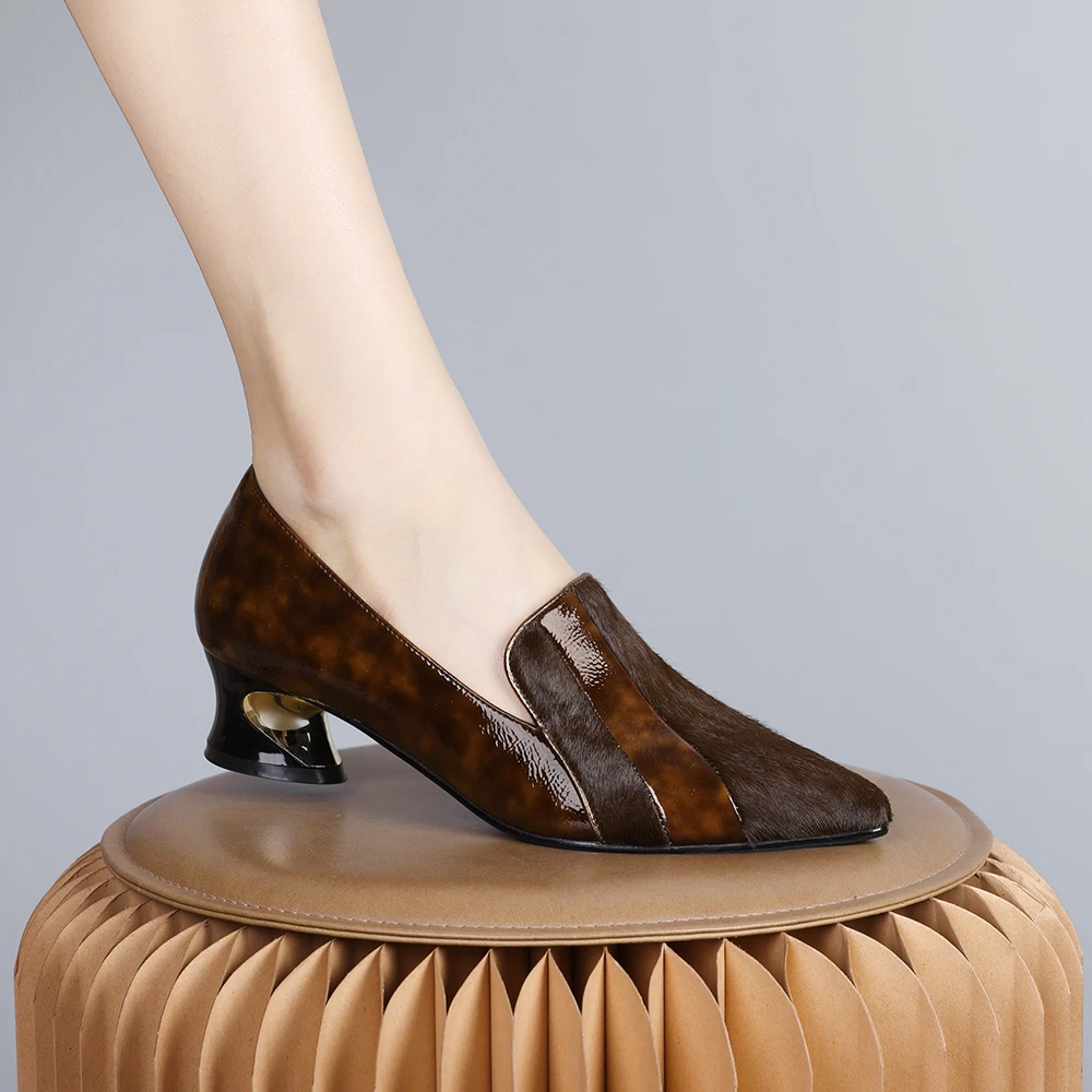 2024年新款欧美粗跟单鞋女舒适气质拼接通勤女鞋百搭尖头软底0184