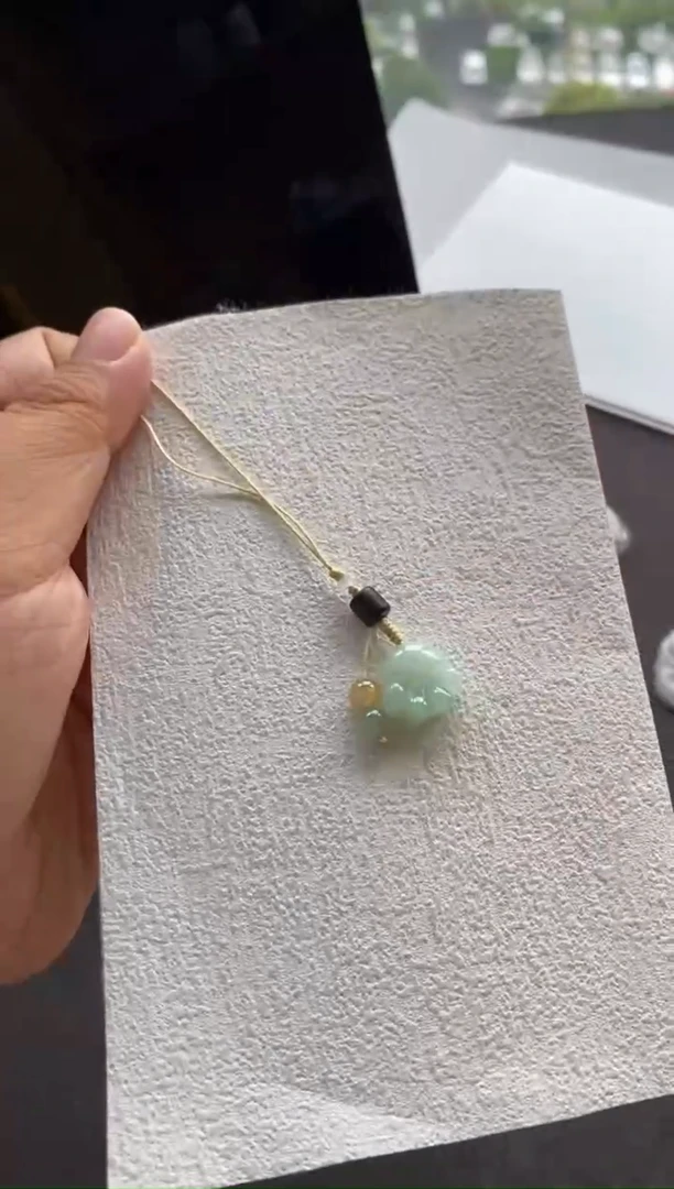 【闪购商品】翡翠吊坠(不含链)未镶嵌A12