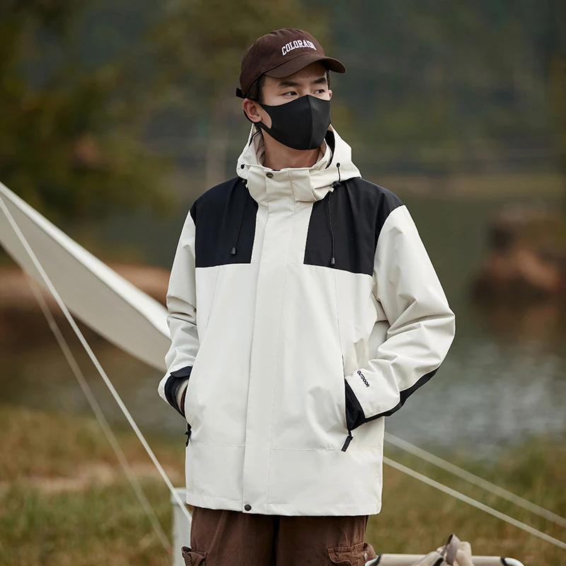 秋冬款新款户外休闲冲锋衣防水防风情侣外套保暖加厚爆款冬季