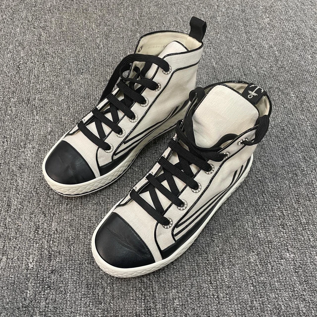 95新 Chanel/香奈儿 系带时尚板鞋 36码/4735