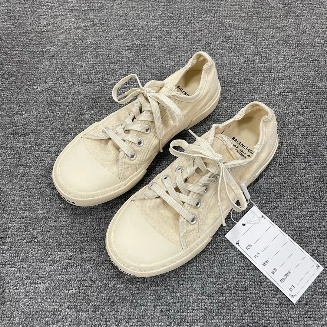 Balenciaga/巴黎世家 Paris舒适简约板鞋 36码/4385