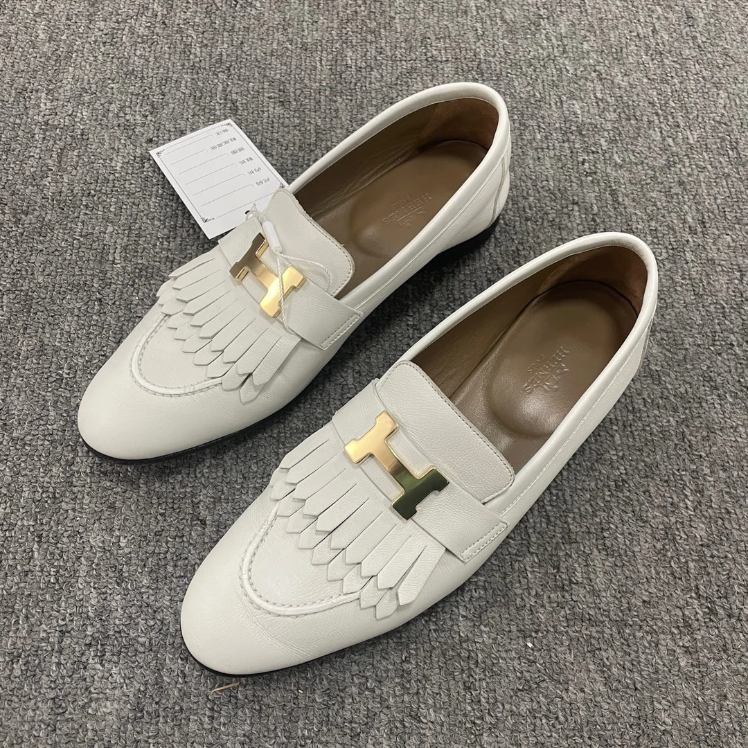 HERMES/爱马仕 金属饰件休闲单鞋 38码/4531